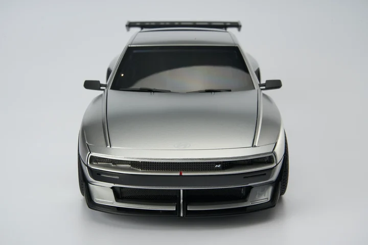 Hyundai N Vision 74와 Pony Coupe 모델 이미지 17