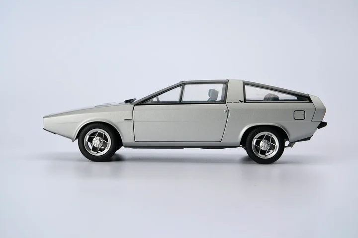 Hyundai N Vision 74와 Pony Coupe 모델 이미지 2