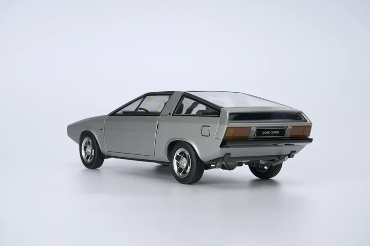 Hyundai N Vision 74와 Pony Coupe 모델 이미지 11