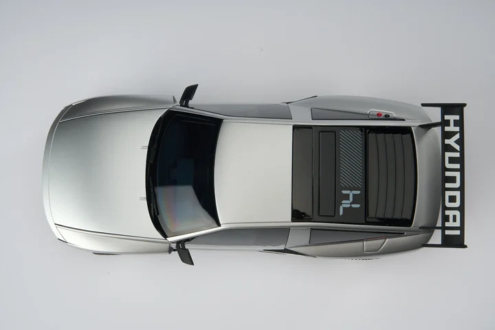 Hyundai N Vision 74와 Pony Coupe 모델 이미지 12