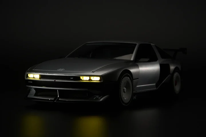 Hyundai N Vision 74와 Pony Coupe 모델 이미지 35